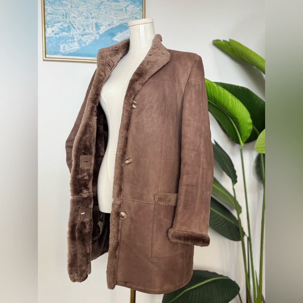 Vintage size 12 (s/m) brown gold tone buttons genuine sheep shearling coat